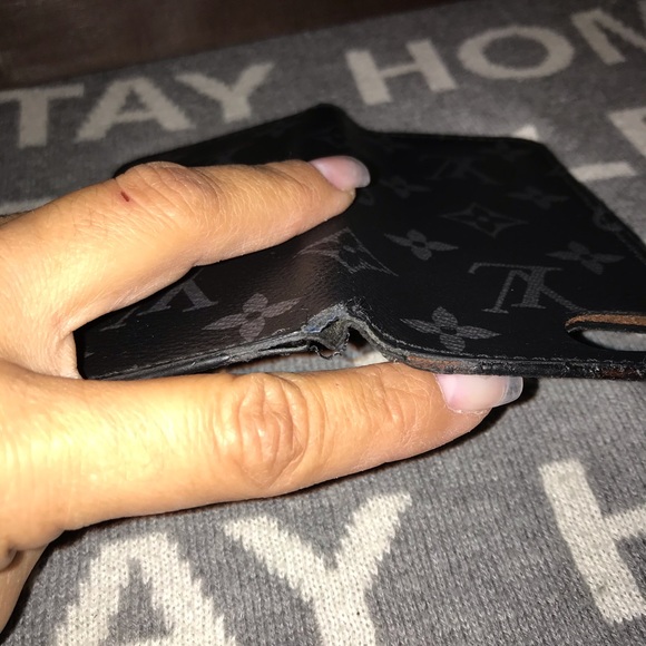 💯% Authentic Louis Vuitton IPhone 6/7s Case - Picture 4 of 8